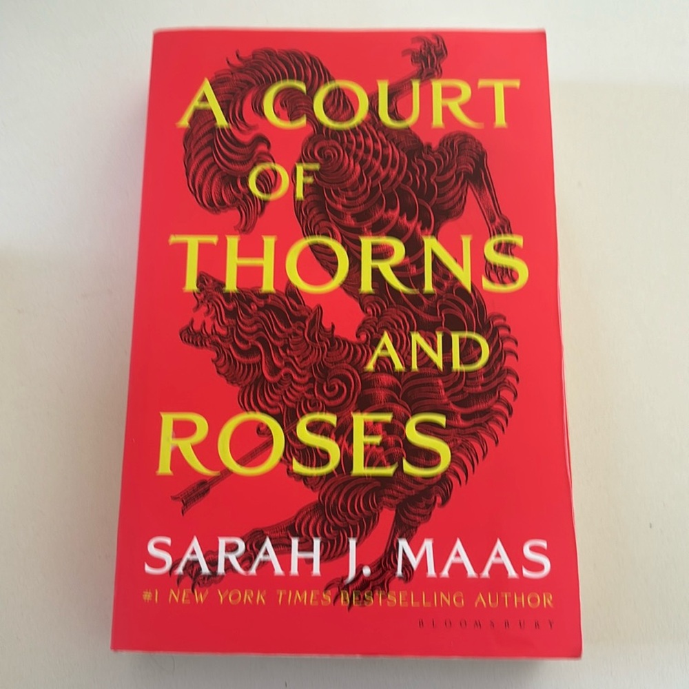 A Court of Thorns And Roses